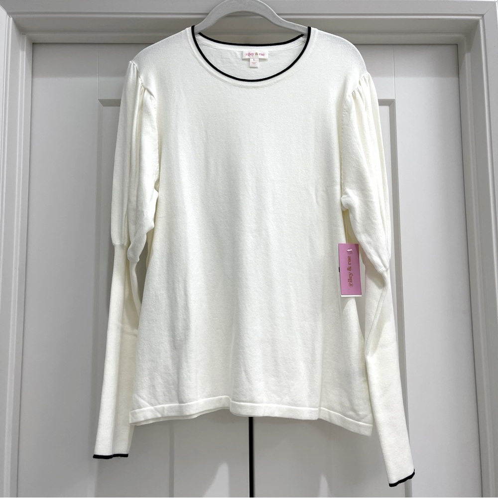 Riley & Rae Blouse - Picture 2 of 4